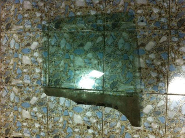 bontott HYUNDAI ACCENT Jobb hátsó Ablak