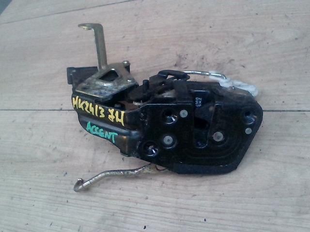 bontott HYUNDAI ACCENT Jobb hátsó Ajtózár