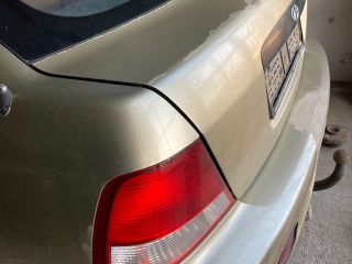 bontott HYUNDAI ACCENT Jobb hátsó Belső Küszöb Burkolat