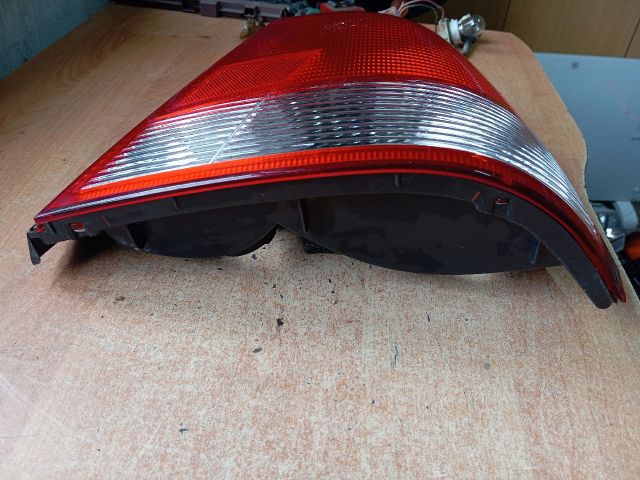 bontott HYUNDAI ACCENT Jobb Hátsó Lámpa