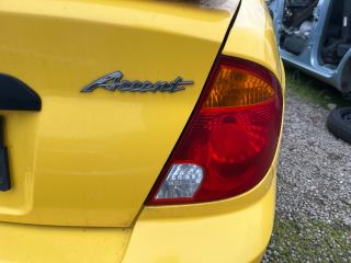bontott HYUNDAI ACCENT Jobb Hátsó Lámpa