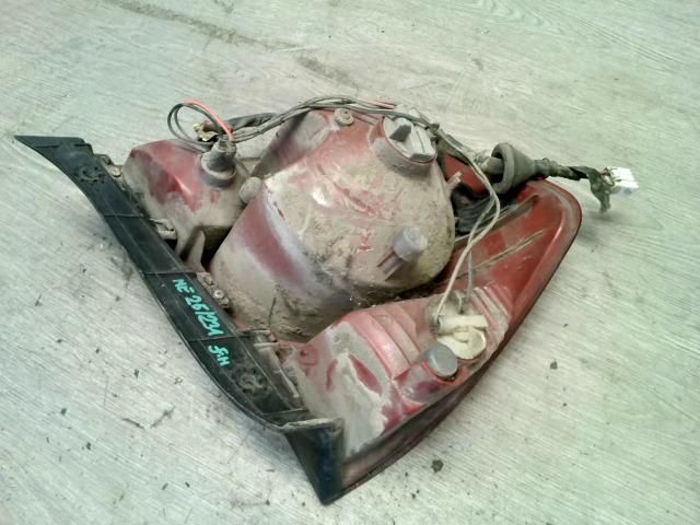 bontott HYUNDAI ACCENT Jobb Hátsó Lámpa