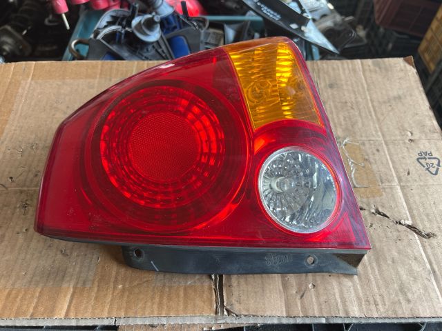 bontott HYUNDAI ACCENT Jobb Hátsó Lámpa