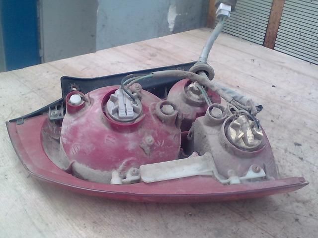 bontott HYUNDAI ACCENT Jobb Hátsó Lámpa