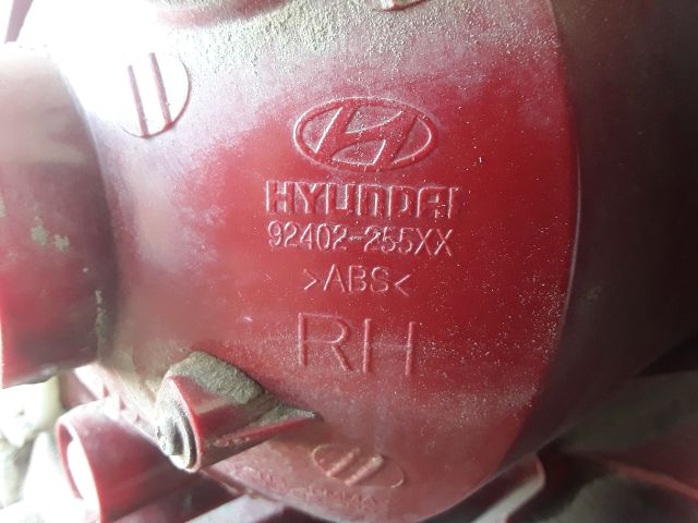 bontott HYUNDAI ACCENT Jobb Hátsó Lámpa