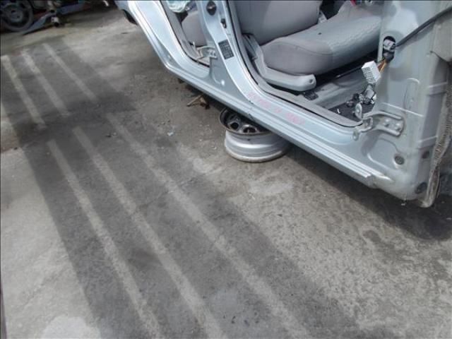 bontott HYUNDAI ACCENT Jobb Küszöb