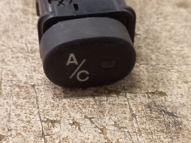 bontott HYUNDAI ACCENT Klíma Kapcsoló