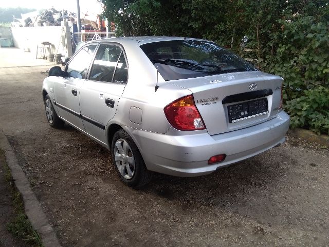 bontott HYUNDAI ACCENT Motorháztető Kitámasztó Rúd