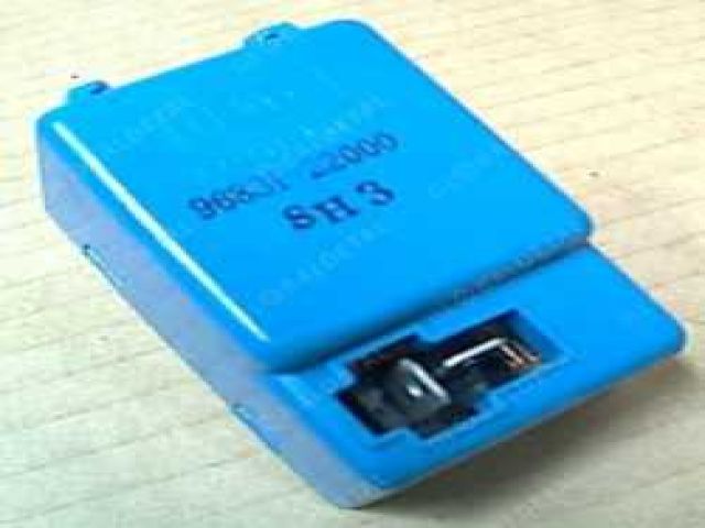 bontott HYUNDAI ACCENT Relé