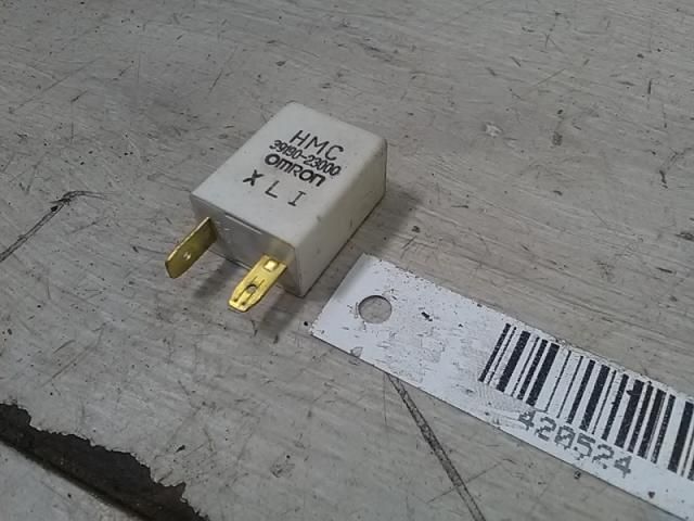 bontott HYUNDAI ACCENT Relé