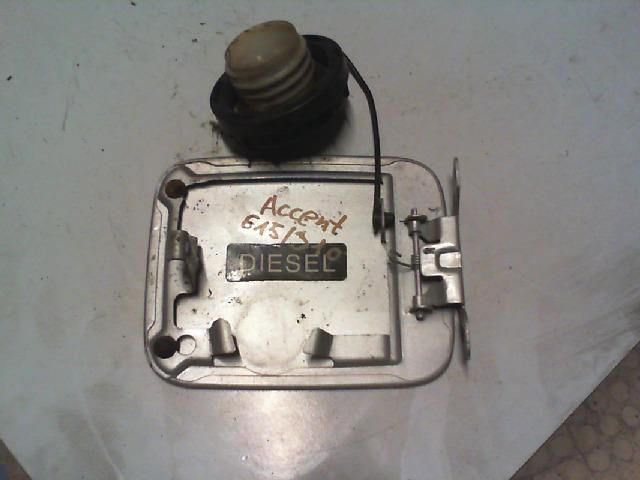 bontott HYUNDAI ACCENT Tanksapka