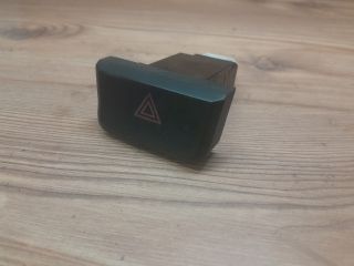 bontott HYUNDAI ACCENT Vészvillogó Kapcsoló