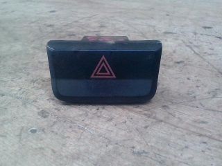 bontott HYUNDAI ACCENT Vészvillogó Kapcsoló