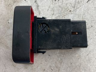 bontott HYUNDAI ACCENT Vészvillogó Kapcsoló