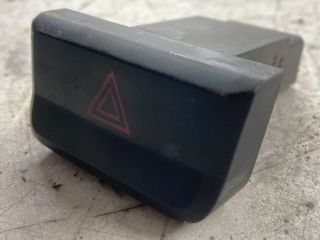 bontott HYUNDAI ACCENT Vészvillogó Kapcsoló