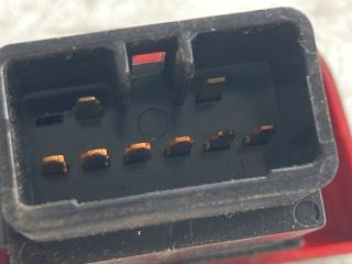 bontott HYUNDAI ACCENT Vészvillogó Kapcsoló