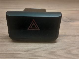 bontott HYUNDAI ACCENT Vészvillogó Kapcsoló