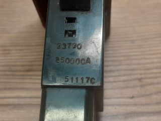 bontott HYUNDAI ACCENT Vészvillogó Kapcsoló