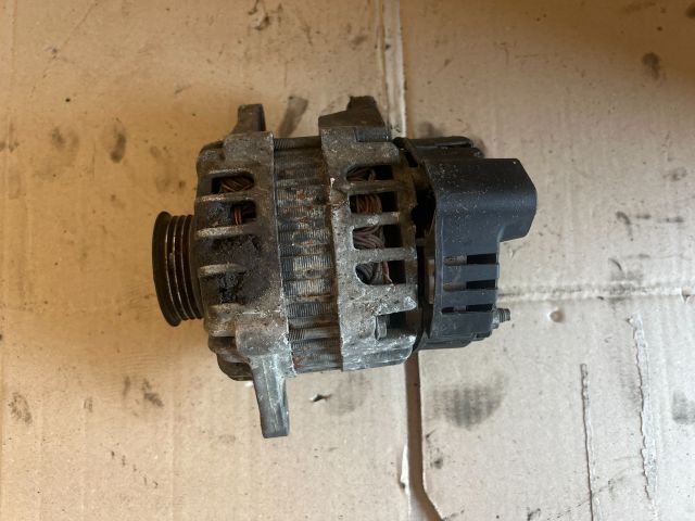 bontott HYUNDAI ATOS Generátor