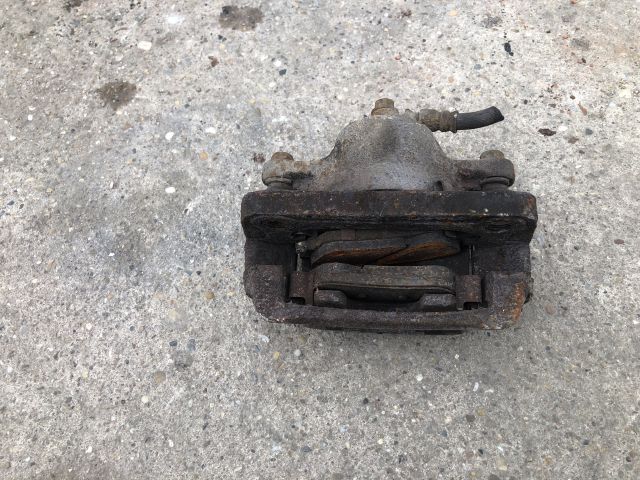 bontott HYUNDAI ATOS Jobb első Féknyereg Munkahengerrel