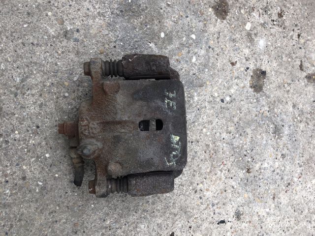 bontott HYUNDAI ATOS Jobb első Féknyereg Munkahengerrel