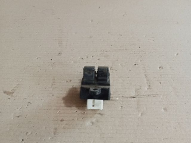 bontott HYUNDAI ATOS Ablakemelő Kapcsoló Négyes / Kettes