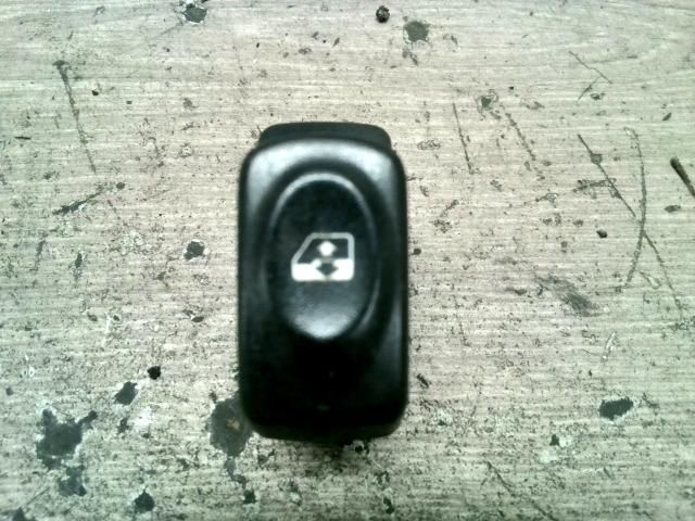 bontott HYUNDAI ATOS Ablakemelő Kapcsoló (Pozíciófüggetlen)