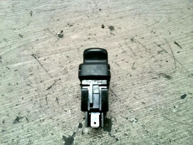 bontott HYUNDAI ATOS Ablakemelő Kapcsoló (Pozíciófüggetlen)