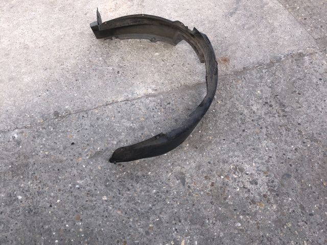 bontott HYUNDAI ATOS Bal első Első Dobbetét (Kerékjárati, Műanyag)