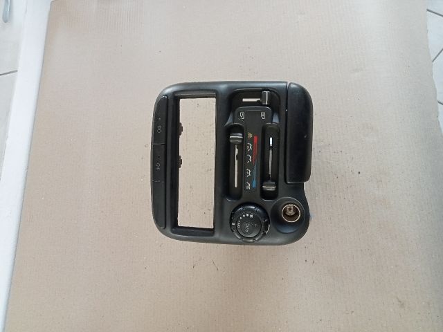 bontott HYUNDAI ATOS Fűtéskapcsoló (manuális klímás)