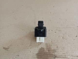 bontott HYUNDAI ATOS Jobb első Ablakemelő Kapcsoló