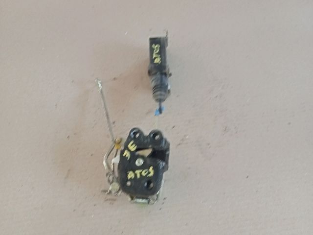 bontott HYUNDAI ATOS Jobb első Ajtózár