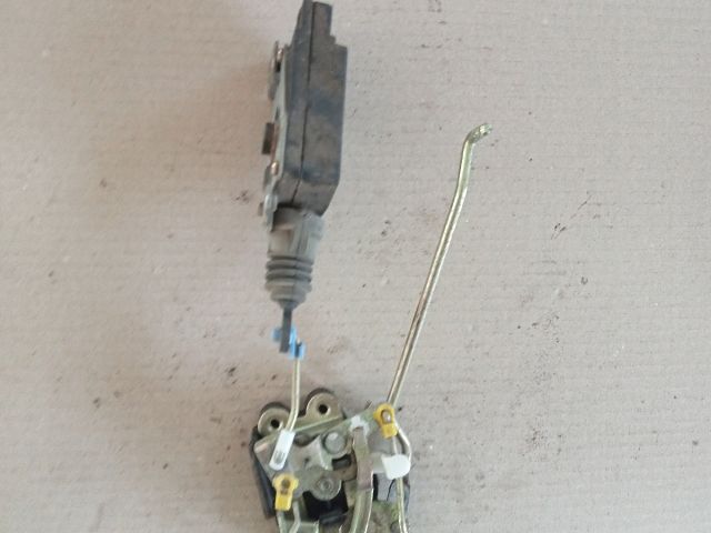 bontott HYUNDAI ATOS Jobb első Ajtózár