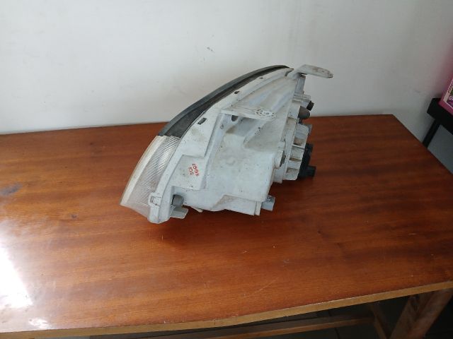 bontott HYUNDAI ATOS Jobb Fényszóró