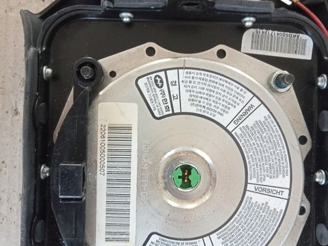 bontott HYUNDAI ATOS Kormánylégzsák