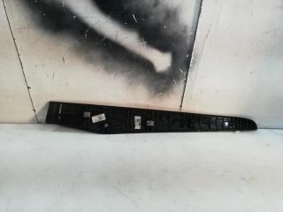 bontott HYUNDAI BAYON Jobb hátsó Ajtó Díszléc