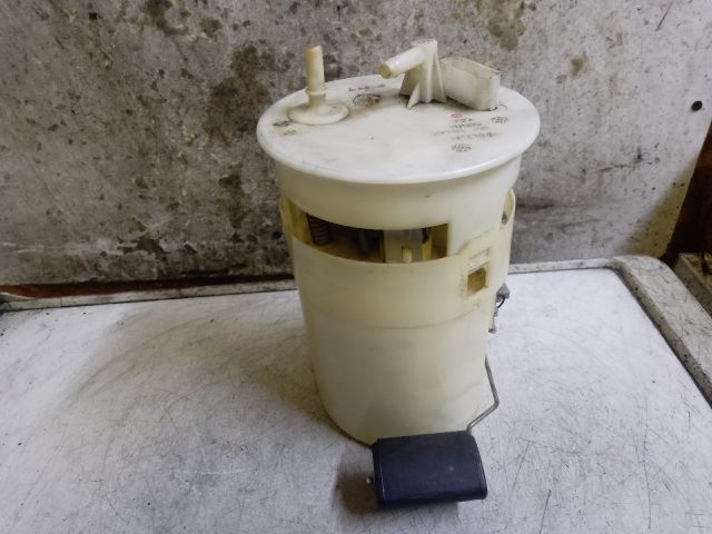 bontott HYUNDAI COUPE Üzemanyag Szivattyú