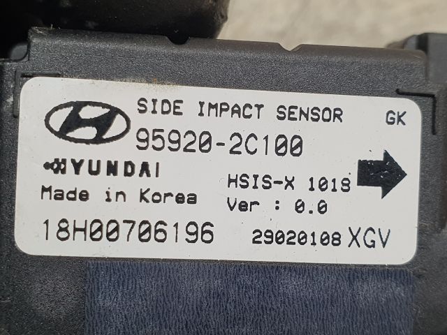bontott HYUNDAI COUPE Bal első Oldal Ütközés Érzékelő