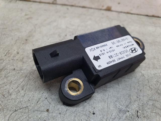 bontott HYUNDAI COUPE Bal első Oldal Ütközés Érzékelő