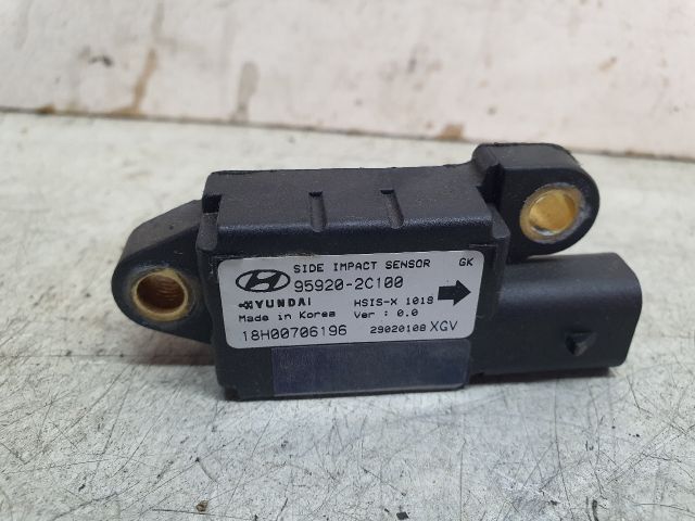 bontott HYUNDAI COUPE Bal első Oldal Ütközés Érzékelő