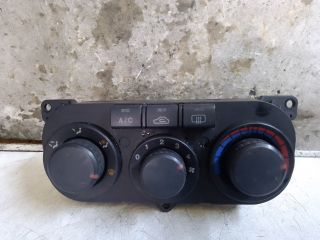 bontott HYUNDAI COUPE Fűtéskapcsoló (manuális klímás)
