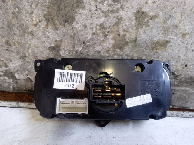 bontott HYUNDAI COUPE Fűtéskapcsoló (manuális klímás)