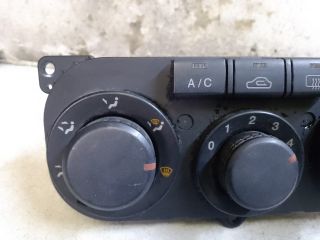 bontott HYUNDAI COUPE Fűtéskapcsoló (manuális klímás)