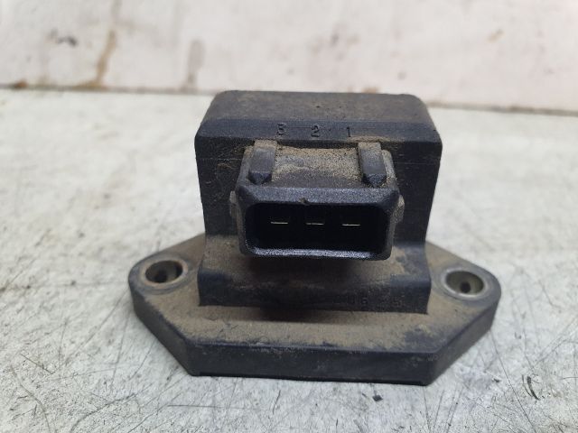 bontott HYUNDAI COUPE Gyorsulás Jeladó