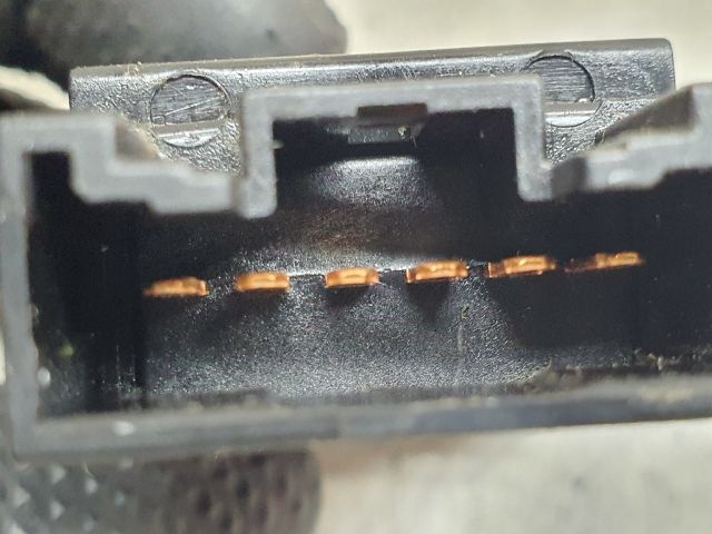 bontott HYUNDAI COUPE Hátsó Ködzárófény Kapcsoló