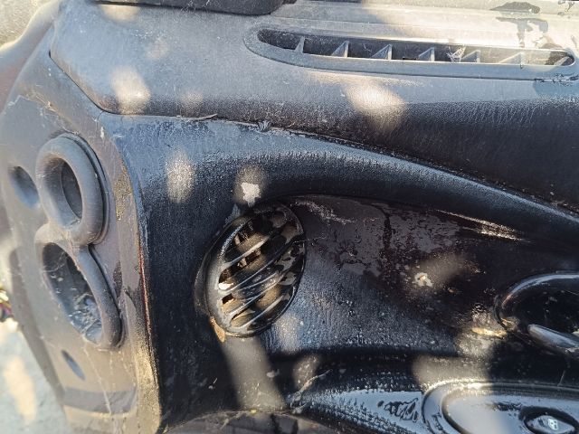 bontott HYUNDAI COUPE Jobb első Ajtó (Részeivel)