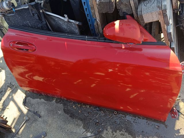 bontott HYUNDAI COUPE Jobb első Ajtó (Részeivel)