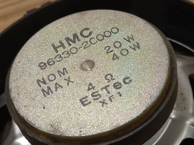 bontott HYUNDAI COUPE Jobb első Hangszóró