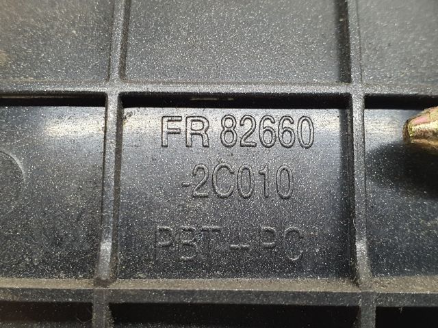 bontott HYUNDAI COUPE Jobb első Külső Kilincs