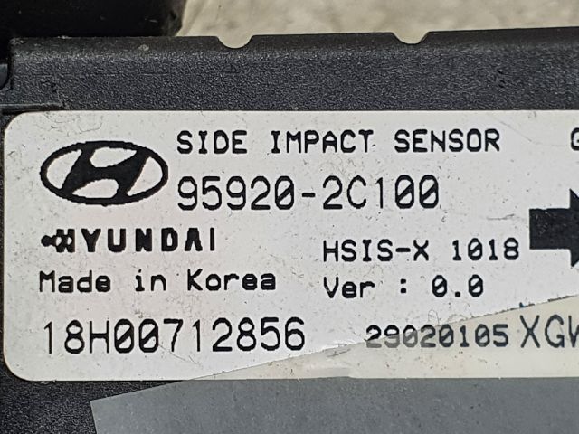 bontott HYUNDAI COUPE Jobb első Oldal Ütközés Érzékelő